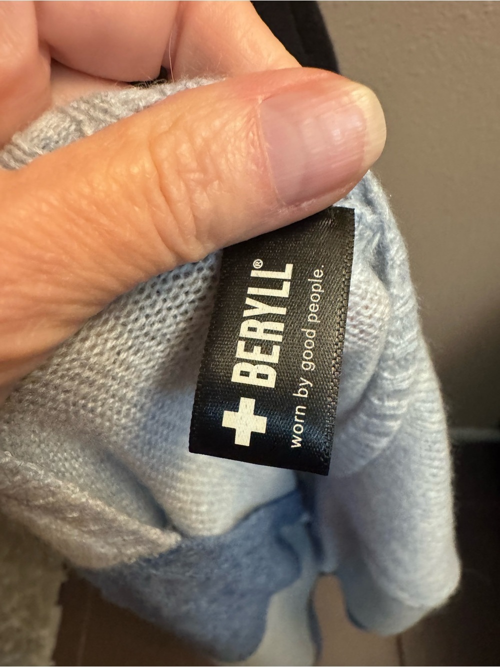 BERYLL 100% Cashmere Colorblock Poncho Wrap Blue Gray Layers Quiet Luxury OS - Picture 8 of 17